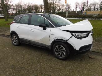 Schade bestelwagen Opel Crossland X 1.2 2017/8