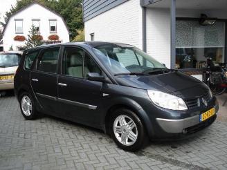 occasion passenger cars Renault Grand-scenic 120 pk dci 7 pers dynamique 2005/2
