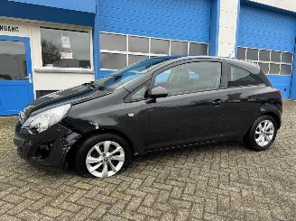 occasion commercial vehicles Opel Corsa 1.4-16V 2014/2