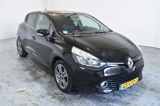 occasion commercial vehicles Renault Clio 0.9 TCe Nightenamp;Day 2015/4