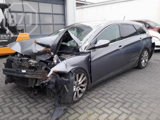 Damaged car Hyundai I-40 i40 CW (VFC), Combi, 2011 / 2019 1.7 CRDi 16V 2012/2