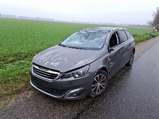damaged motor cycles Peugeot 308 1.2 THP 2016/6