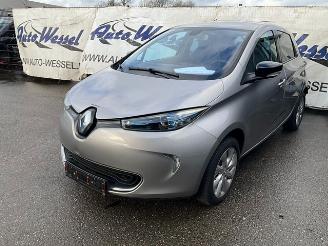 škoda dodávky Renault Zoé  2014/12
