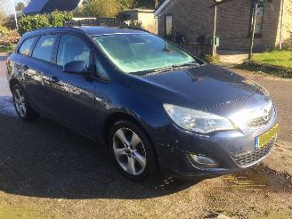 occasion passenger cars Opel Astra Sports Tourer 1.4 Edition 2011/5