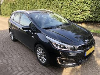 occasion motor cycles Kia Cee d SPORTSWAGON 1.6 GDI FIRST EDITION 2016/1