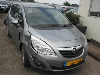 škoda koloběžky Opel Meriva 1.4 turbo 2012/9