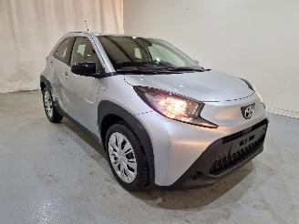 damaged commercial vehicles Toyota Aygo X 1.0 IMT Pulse 5Drs 54kW Airco 2023/11