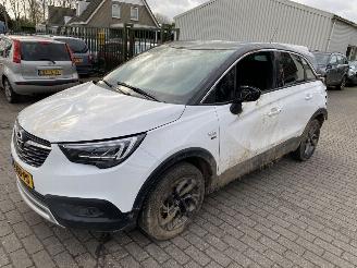 uszkodzony skutery Opel Crossland X 1.2   ( 120 uitvoering ) 2019/11