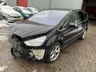 damaged motor cycles Ford S-Max 2.0 TDCI Titanium Automaat 2012/1