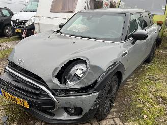 damaged commercial vehicles Mini Clubman 1.5 Cooper Business Edition Automaat 2021/1