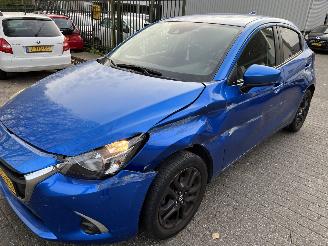 damaged scooters Mazda 2 1.5 Sky Active 2019/11