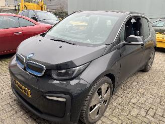 škoda dodávky BMW i3 125 KW / 42,2 kWh   120 Ah  Automaat 2019/12