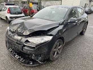 dommages fourgonnettes/vécules utilitaires Renault Mégane 1.2 TCe Authentique  HB   ( 72369 Km ) 2014/3