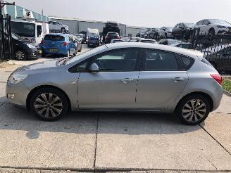occasione veicoli commerciali Opel Astra 1.6i 85kW 5drs 2011/6