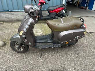 Schade scooter Overige  TIANYING TY50QT-C 8572 2015/7