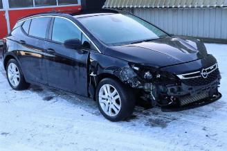 damaged commercial vehicles Opel Astra Astra K, Hatchback 5-drs, 2015 / 2022 1.4 Turbo 16V 2019/1