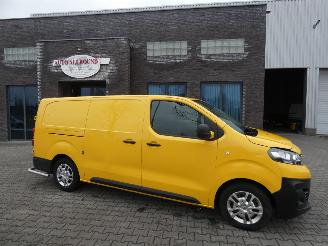 Tweedehands bestelwagen Opel Vivaro-e L3H1 EDITION 50 KWH 2022/6