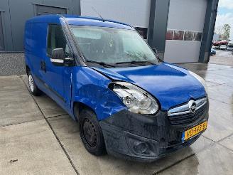 uszkodzony samochody ciężarowe Opel Combo 1.6 CDTI 2013/5