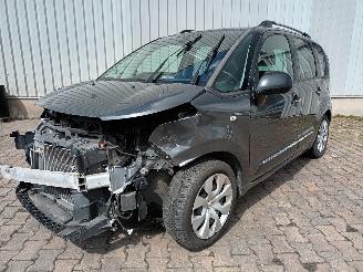 damaged motor cycles Citroën C3 C3 Picasso (SH) MPV 1.6 16V VTI 120 (EP6C(5FS)) [88kW]  (02-2009/10-20=
17) 2013/1