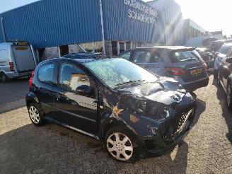 disassembly commercial vehicles Peugeot 107 5 drs 50kw  cool edition 2012/2