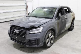 damaged commercial vehicles Audi Q2  2020/3