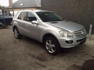 disassembly commercial vehicles Mercedes ML  2006/9
