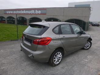 Vaurioauto  commercial vehicles BMW 2-serie 1.5D 2015/7