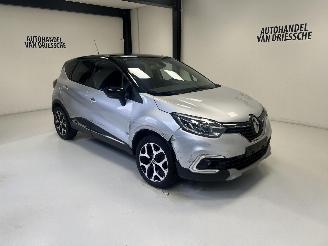 skadebil auto Renault Captur INTENS 2019/5