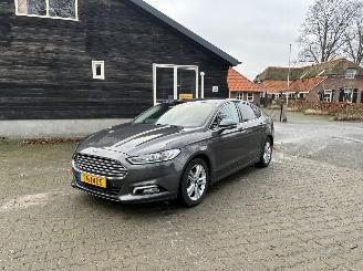 Salvage car Ford Mondeo 1.5 AUTOMAAT NAVI CLIMA PDC CRUISE B.J 2018 2018/11